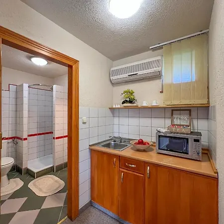 Heviz Apartman Heviz Apartmán Hévíz