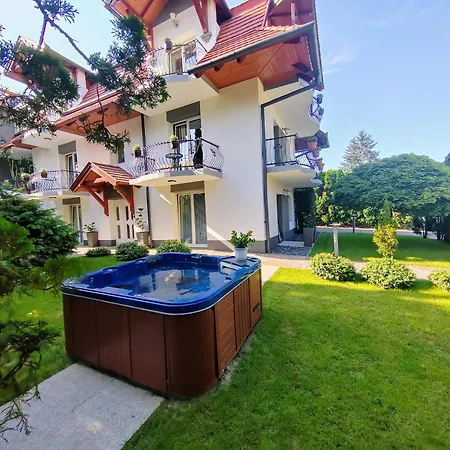 Heviz Apartman Heviz דירה *