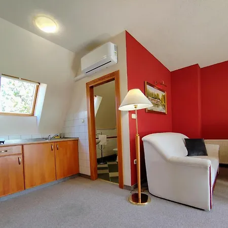 Heviz Apartman Heviz דירה