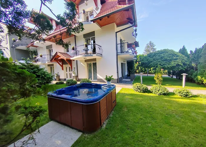 Hévíz Apartman Hévíz Appartamento *