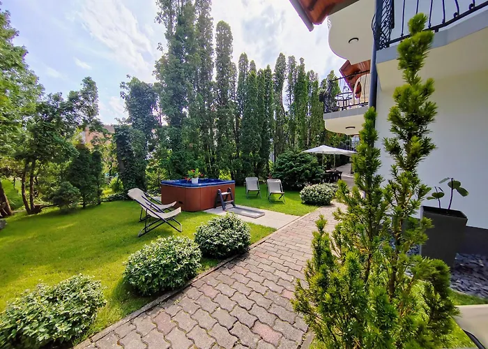 Heviz Apartman Heviz 公寓