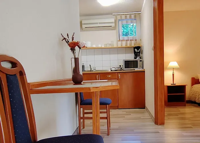 Hévíz Apartman Hévíz Appartamento *